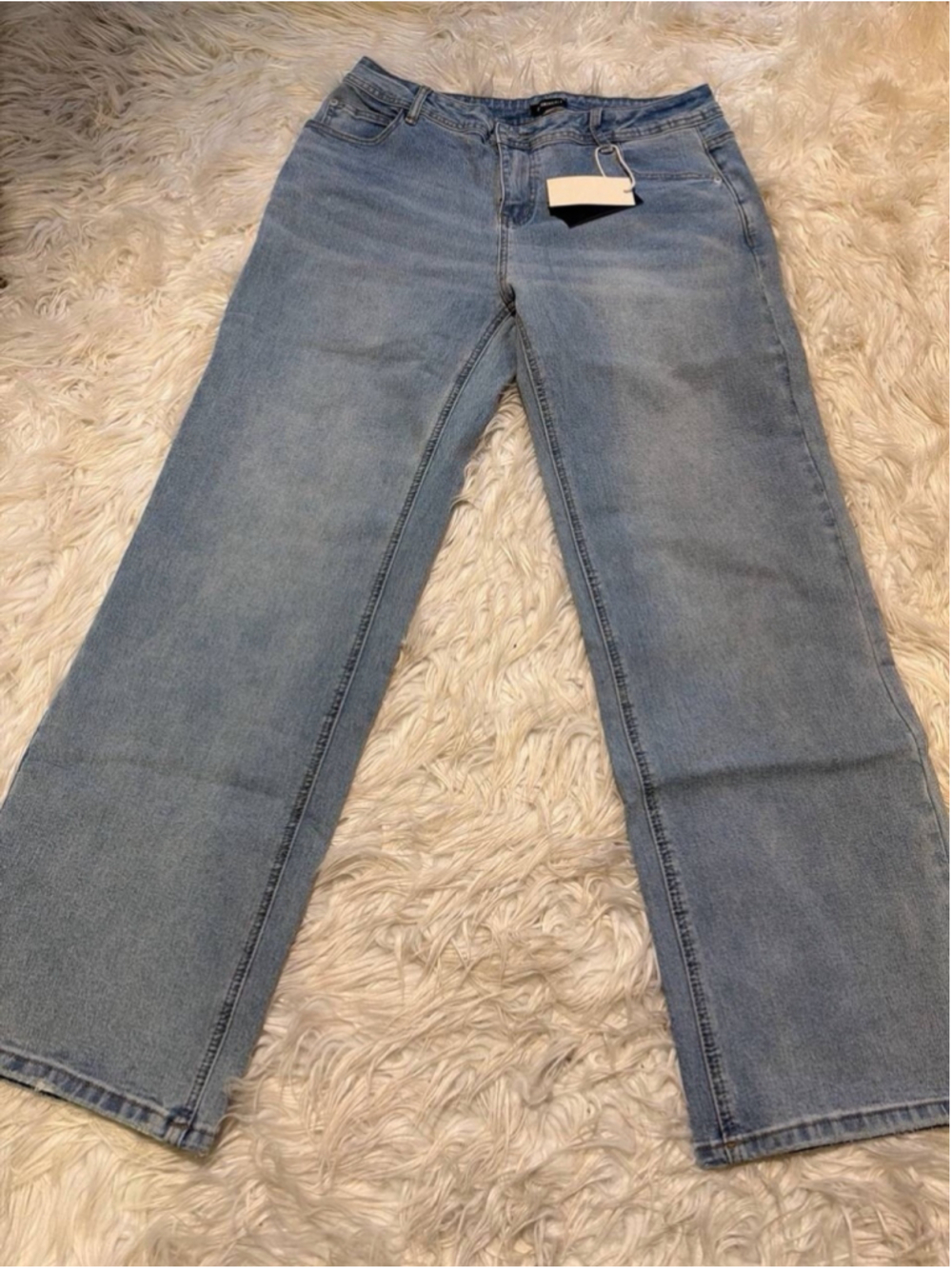 Flamingals Straight Leg Light Wash Women’s Jeans XL